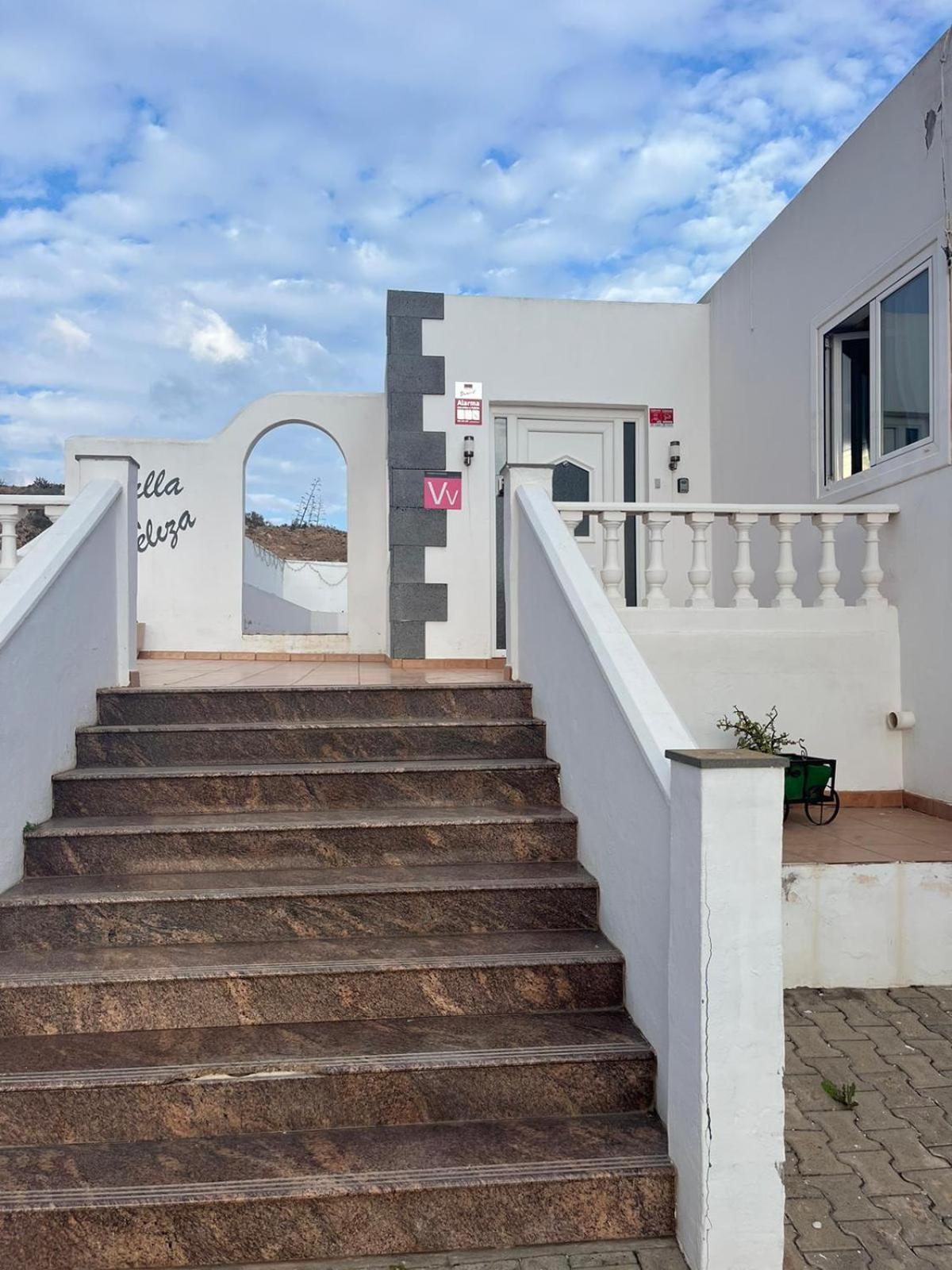 Villa Feliza Güime المظهر الخارجي الصورة